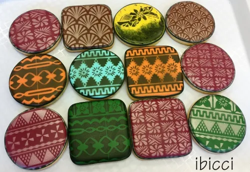 ibicci cookies using some of the new cake and cookie stencils including Fijian Tapa